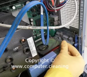 computer cleaning inside